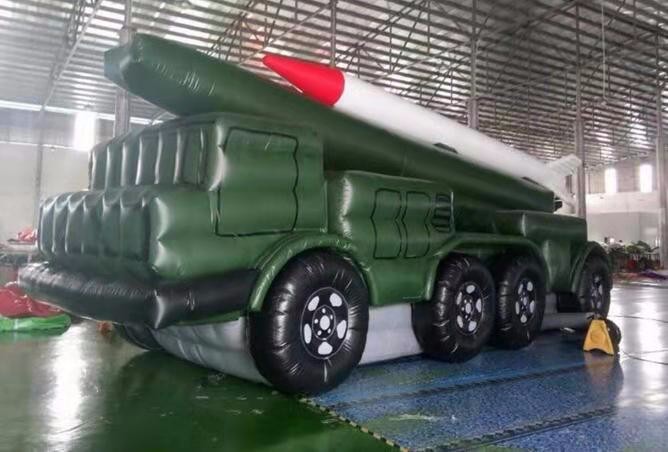 乐安迷彩导弹车